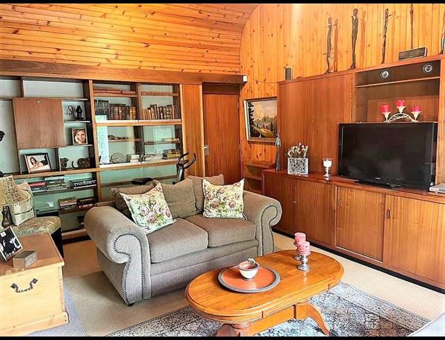 3 BEDROOM HOUSE FOR SALE IN LIBRADENE